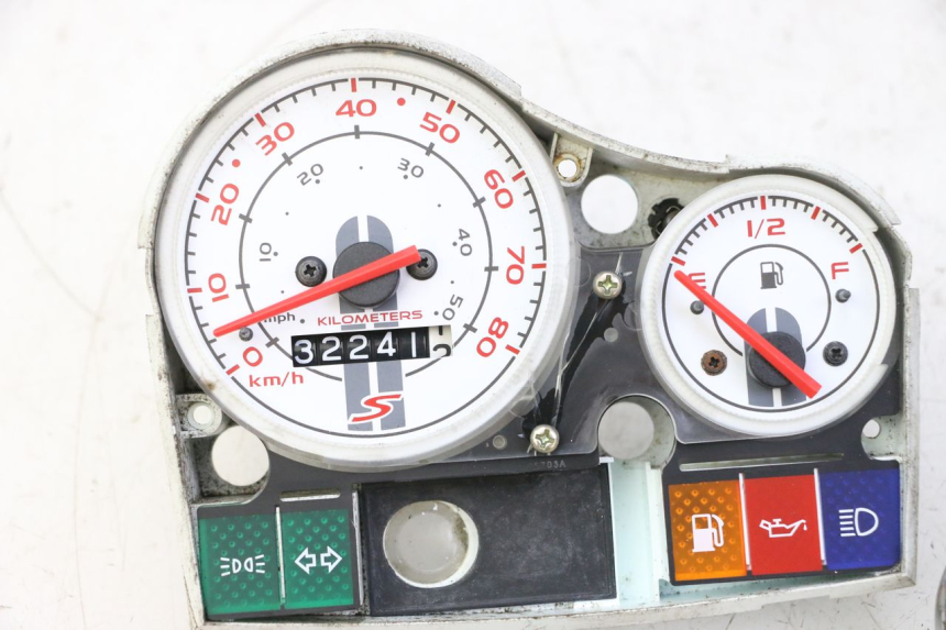 photo de TACHOMETER PIAGGIO VESPA S 2T 50 (2007 - 2014) - Zoom auf Gebrauchszustand