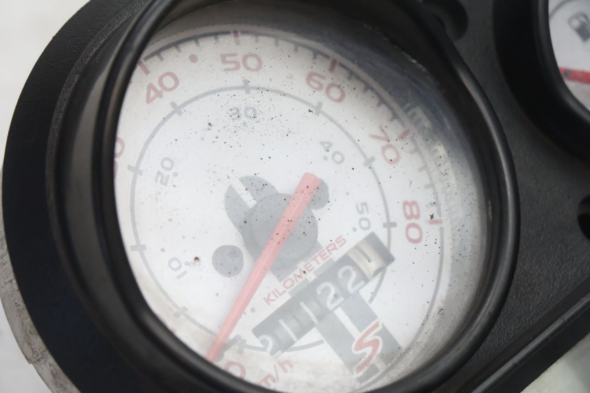 photo de TACHOMETER PIAGGIO VESPA S 2T 50 (2007 - 2014) - Zoom auf Gebrauchszustand