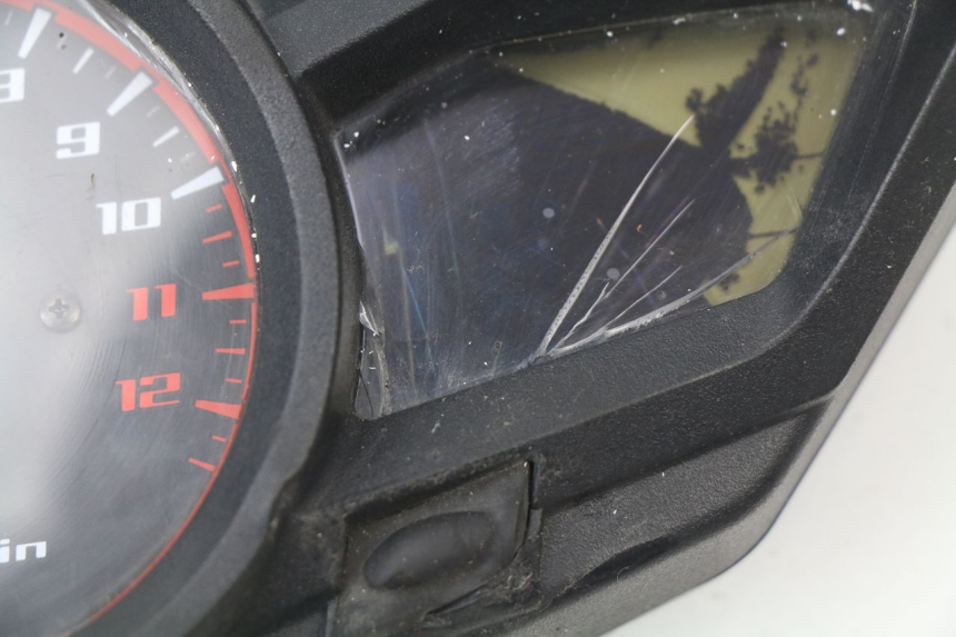 photo de TACHOMETER  HONDA VFR F 1200 (2010 - 2015) - Alternative Perspektive