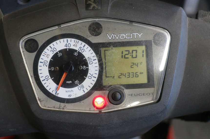 photo de TACHOMETER  PEUGEOT VIVACITY NEW 2T 50 (2008 - 2017) - Zoom auf Gebrauchszustand