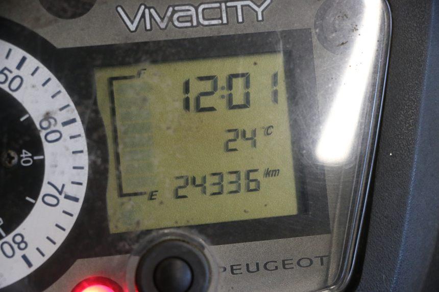 photo de TACHOMETER  PEUGEOT VIVACITY NEW 2T 50 (2008 - 2017) - Technische Nahaufnahme