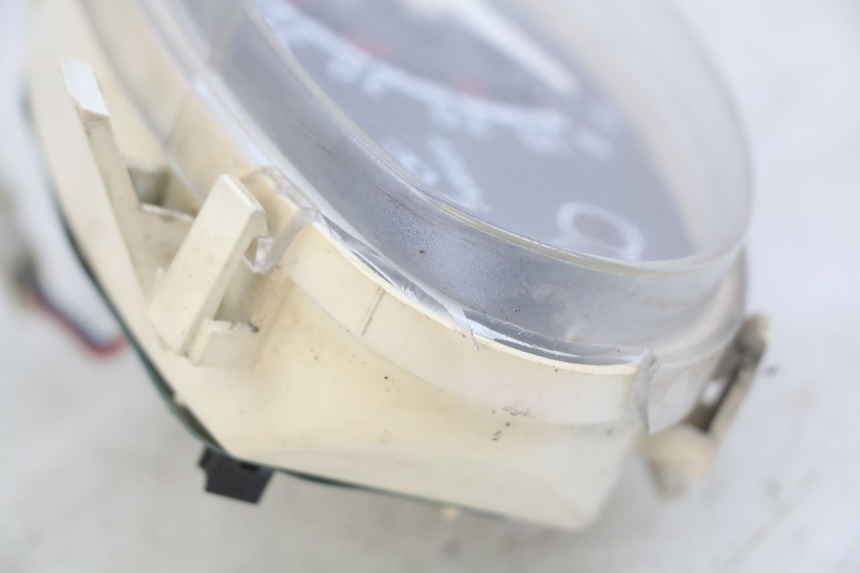 photo de TACHOMETER PEUGEOT VIVACITY 50 (2004 - 2009) - Detailansicht des Bauteils