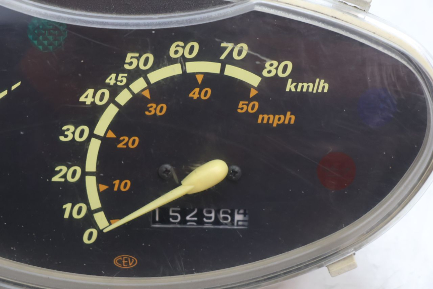 photo de TACHOMETER  PEUGEOT VIVACITY 50 (1998 - 2003) - Zoom auf Gebrauchszustand