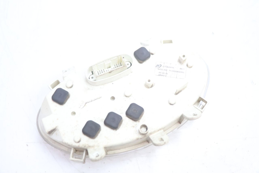 photo de TACHOMETER  PEUGEOT VIVACITY 50 (1998 - 2003) - Oberflächenzustand und Material