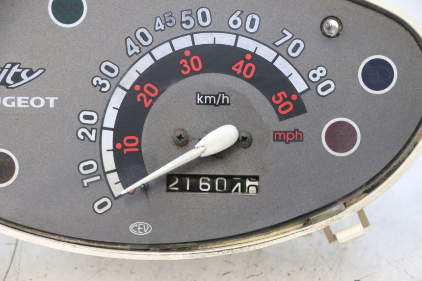 photo de TACHOMETER PEUGEOT VIVACITY 50 (2004 - 2009) - Zoom auf Komponenten