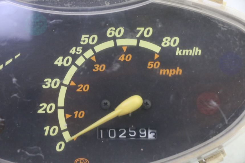 photo de TACHOMETER  PEUGEOT VIVACITY 100 (1999 - 2008) - Zoom auf Gebrauchszustand