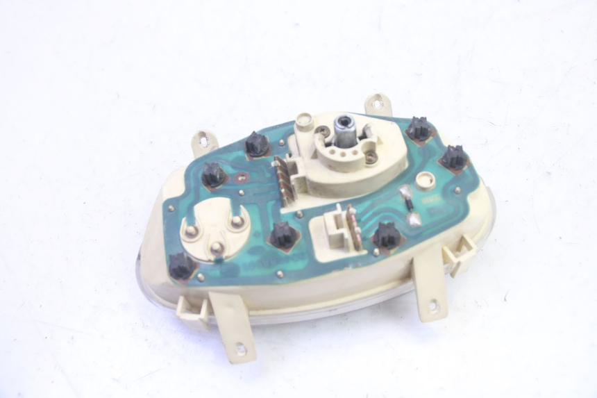 photo de TACHOMETER  PEUGEOT VIVACITY 100 (1999 - 2008) - Details der Befestigungspunkte