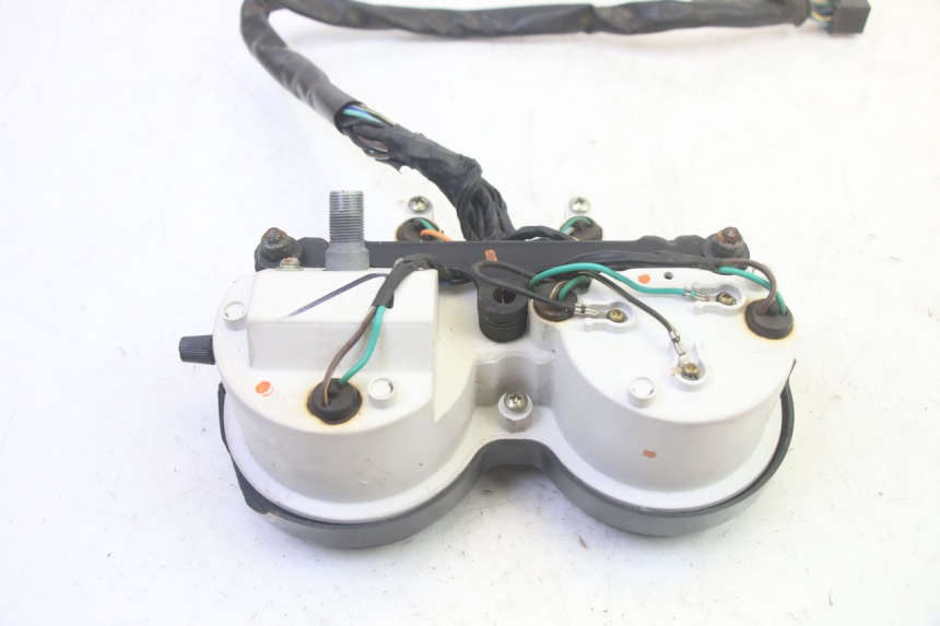 photo de TACHOMETER  DAELIM VJ ROADWIN FI 125 (2008 - 2017) - Weitere Ansicht des Artikels