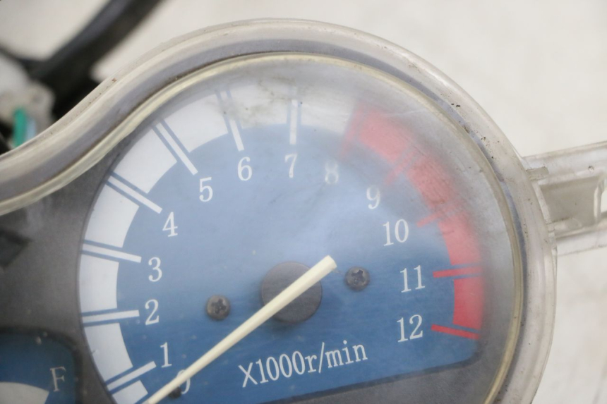 photo de TACHOMETER VONROAD YIBEN 125 (2006 - 2010) - Zoom auf Gebrauchszustand
