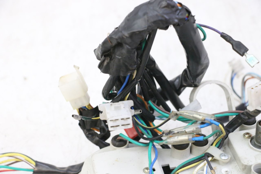 photo de TACHOMETER VONROAD YIBEN 125 (2006 - 2010) - Oberflächenzustand und Material