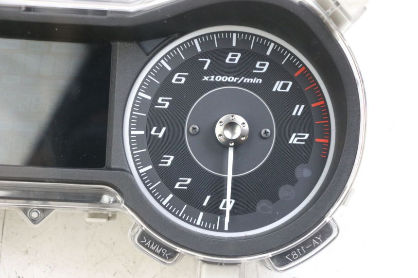 photo de TACHOMETER YAMAHA XMAX X-MAX ABS 125 (2017 - 2020) - Ergänzendes Produktfoto