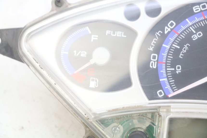 photo de TACHOMETER YAMAHA XMAX X-MAX 125 (2006 - 2009) - Charakteristische Merkmale