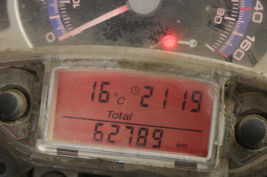 photo de TACHOMETER YAMAHA XMAX X-MAX 125 (2006 - 2009) - Ergänzendes Produktfoto