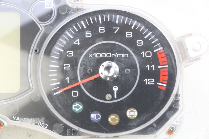 photo de TACHOMETER YAMAHA X-MAX XMAX 125 (2010 - 2013) - Hochauflösende Nahaufnahme