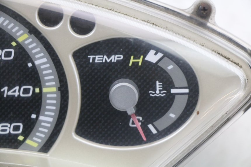 photo de TACHOMETER YAMAHA X-MAX XMAX 250 (2006 - 2009) - Alternative Perspektive