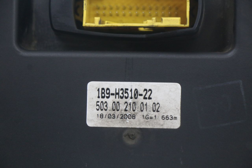 photo de TACHOMETER YAMAHA XMAX X-MAX 125 (2006 - 2009) - Zoom auf Komponenten