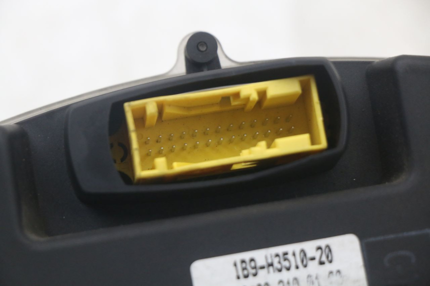 photo de TACHOMETER YAMAHA XMAX X-MAX 125 (2006 - 2009) - Weitere Ansicht des Artikels