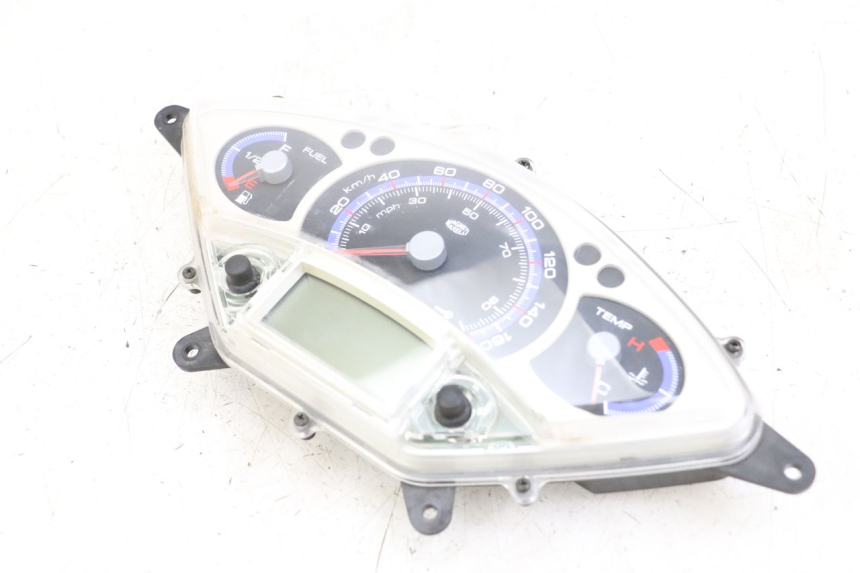 photo de TACHOMETER YAMAHA XMAX X-MAX 125 (2006 - 2009) - Gesamtansicht des Produkts