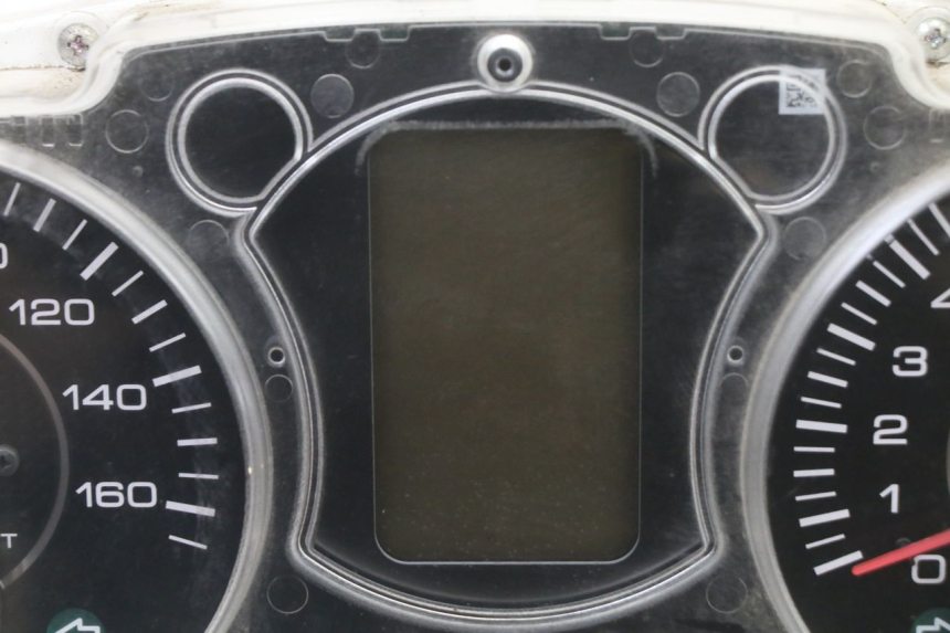 photo de TACHOMETER YAMAHA X-MAX XMAX 125 (2010 - 2013) - Alternative Perspektive