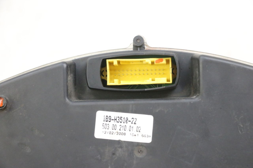 photo de TACHOMETER YAMAHA XMAX X-MAX 125 (2006 - 2009) - Oberflächenzustand und Material