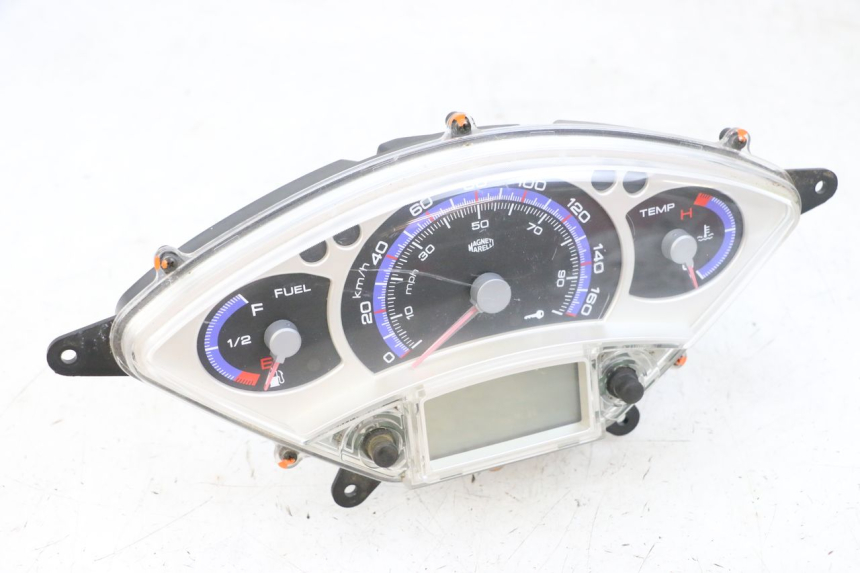 photo de TACHOMETER YAMAHA XMAX X-MAX 125 (2006 - 2009) - Detailansicht des Bauteils