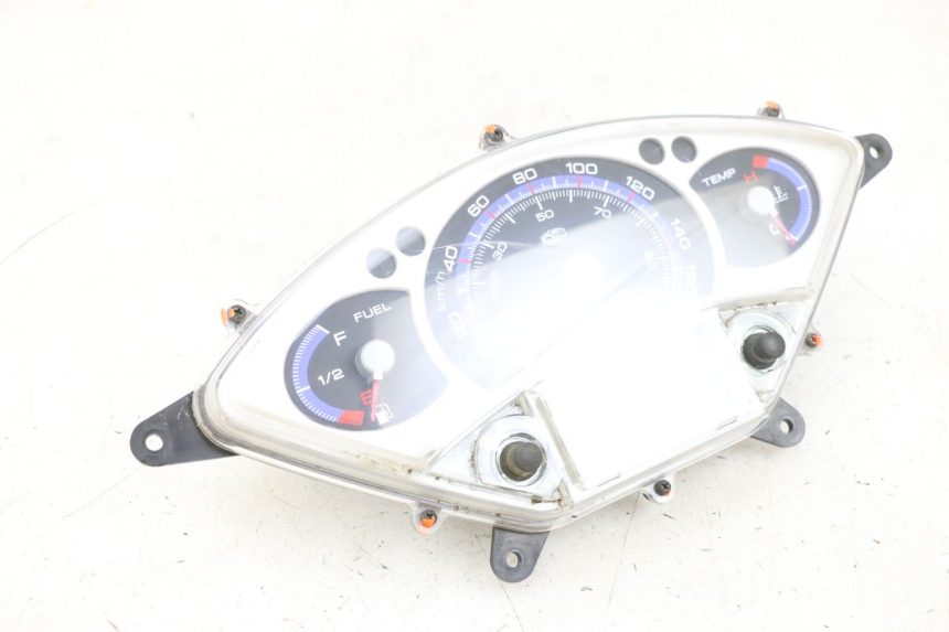 photo de TACHOMETER YAMAHA XMAX X-MAX 125 (2006 - 2009) - Alternativer Blickwinkel