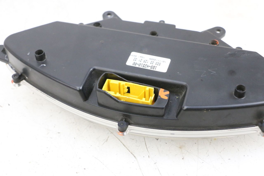 photo de TACHOMETER YAMAHA XMAX X-MAX 125 (2006 - 2009) - Oberflächenzustand und Material