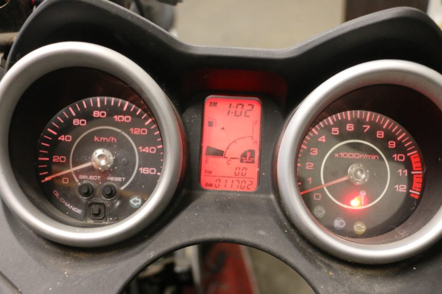 photo de TACHOMETER YAMAHA X-MAX XMAX 125 (2010 - 2013) - Zoom auf Gebrauchszustand