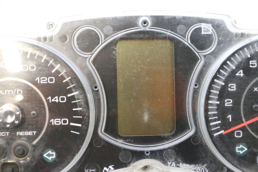 photo de TACHOMETER YAMAHA X-MAX XMAX 125 (2010 - 2013) - Zoom auf Gebrauchszustand