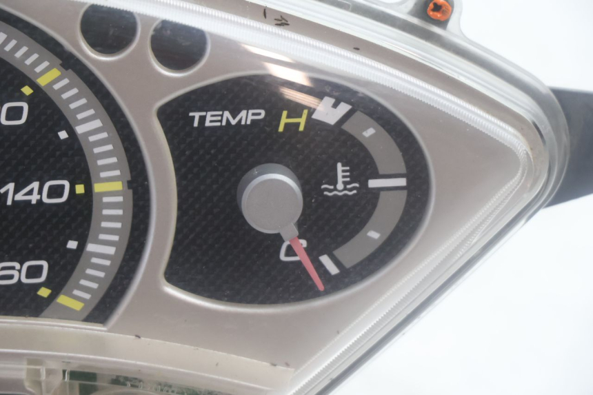 photo de TACHOMETER YAMAHA XMAX X-MAX 125 (2006 - 2009) - Alternative Perspektive