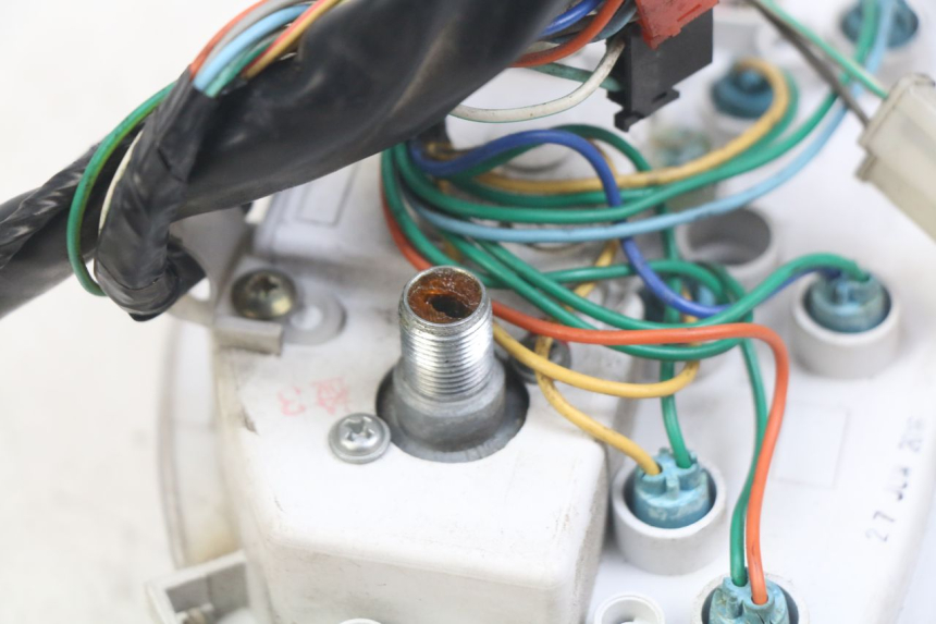 photo de TACHOMETER SYM X-PRO 4T 50 (2014 - 2021) - Details der Befestigungspunkte