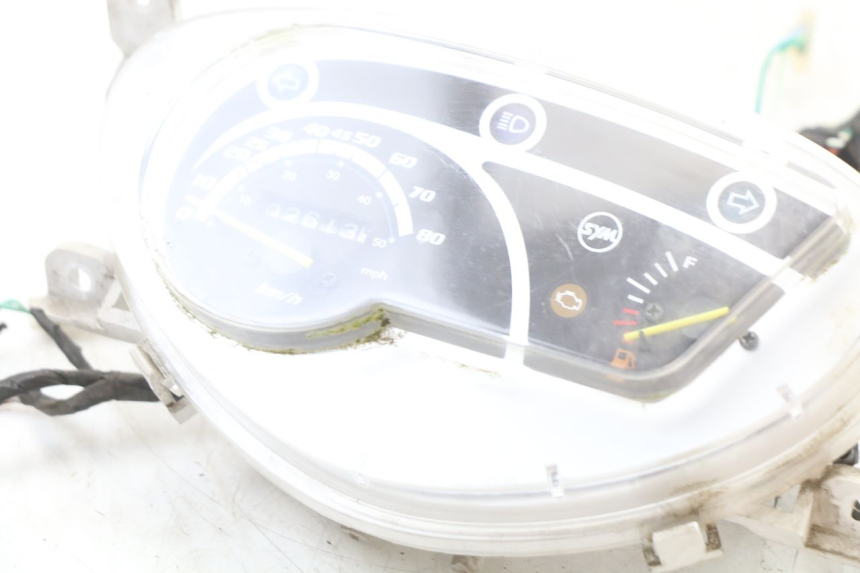 photo de TACHOMETER SYM X-PRO 4T 50 (2014 - 2021) - Details der Befestigungspunkte