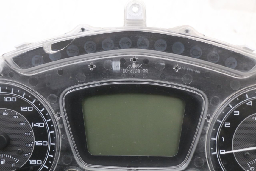 photo de TACHOMETER PIAGGIO X10 125 (2012 - 2017) - Zoom auf Gebrauchszustand