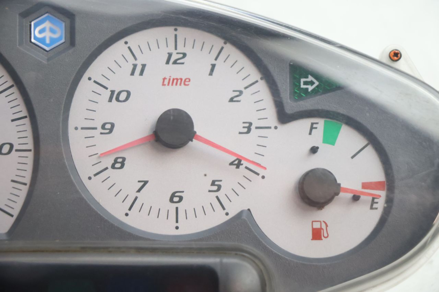 photo de TACHOMETER  PIAGGIO X8 STREET 125 (2006 - 2007) - Zoom auf Gebrauchszustand