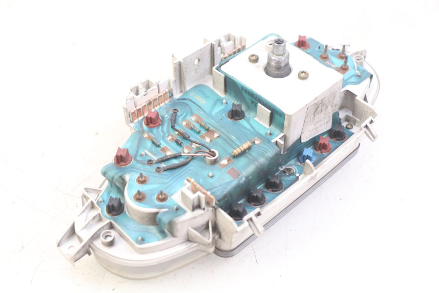 photo de TACHOMETER PIAGGIO X8 125 (2004 - 2007) - Alternative Perspektive