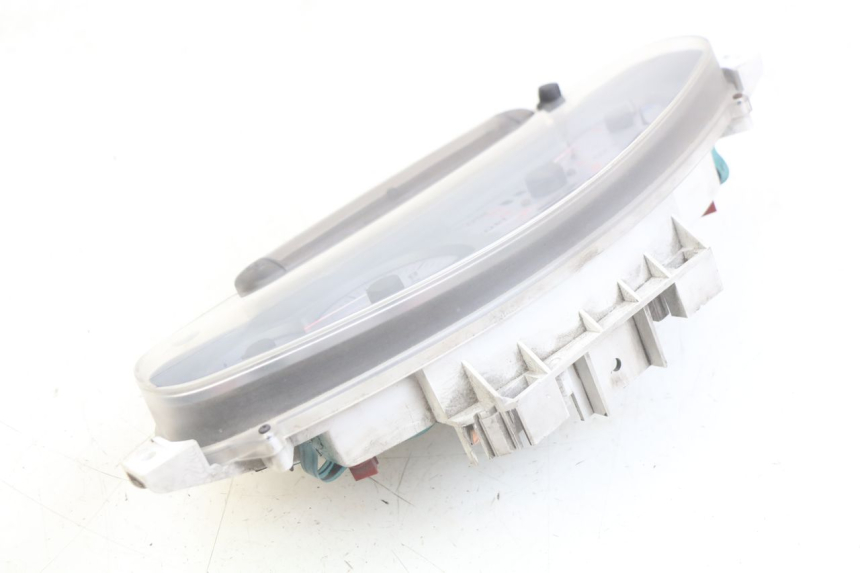 photo de TACHOMETER PIAGGIO X8 125 (2004 - 2007) - Details der Befestigungspunkte