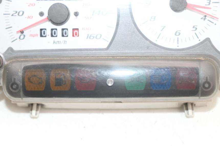 photo de TACHOMETER PIAGGIO X8 125 (2004 - 2007) - Technische Nahaufnahme