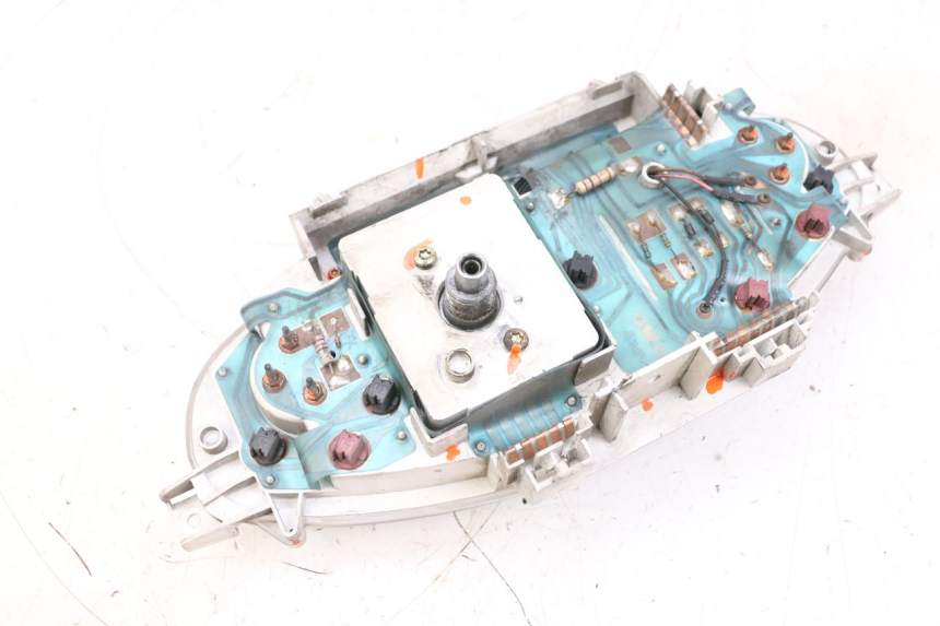 photo de TACHOMETER PIAGGIO X8 125 (2004 - 2007) - Alternative Perspektive