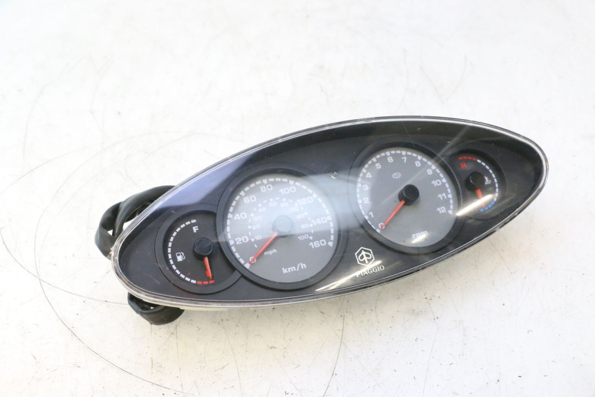 photo de TACHOMETER  PIAGGIO X9 AMALFI 180 (2000 - 2003) - Technische Nahaufnahme