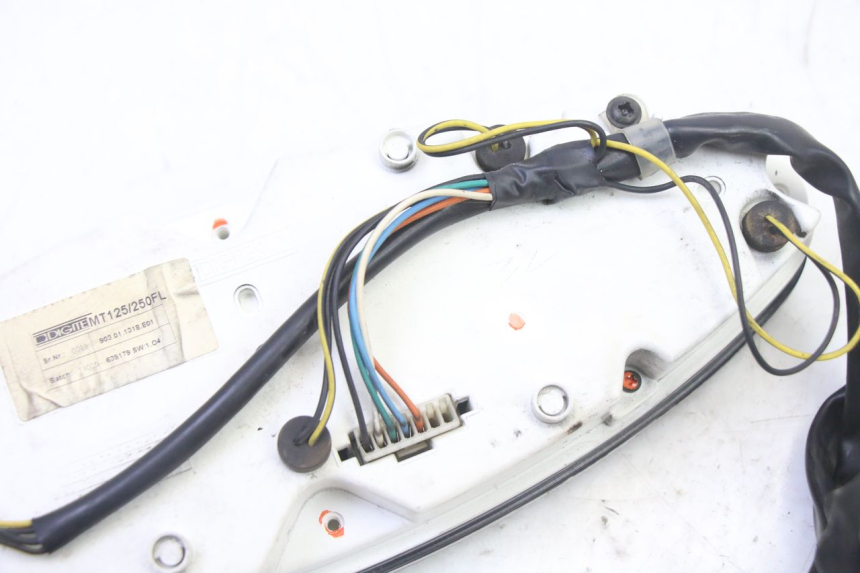 photo de TACHOMETER  PIAGGIO X9 EVOLUTION 125 (2003 - 2007) - Charakteristische Merkmale