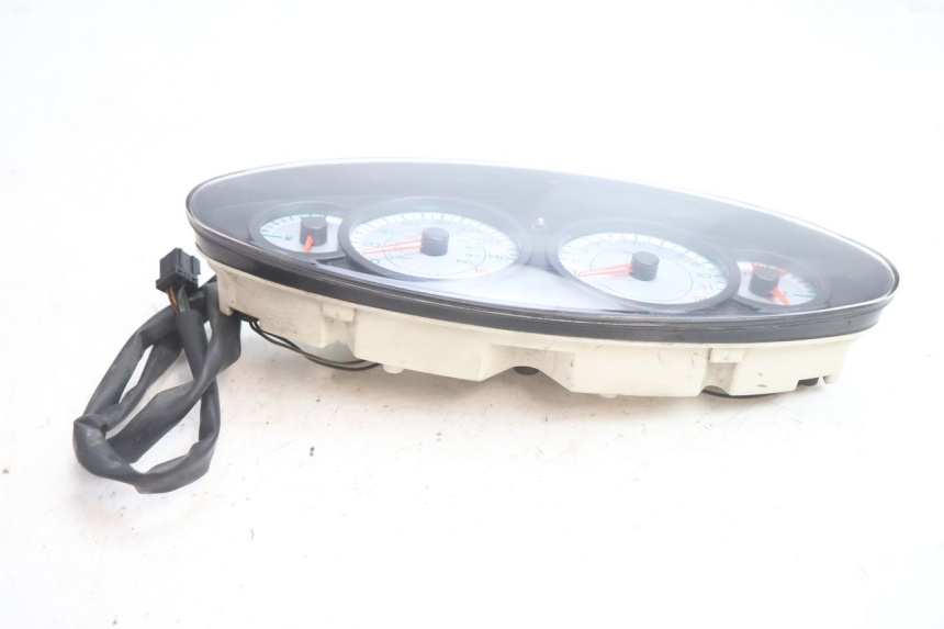 photo de TACHOMETER  PIAGGIO X9 EVOLUTION 125 (2003 - 2007) - Gesamtansicht des Produkts