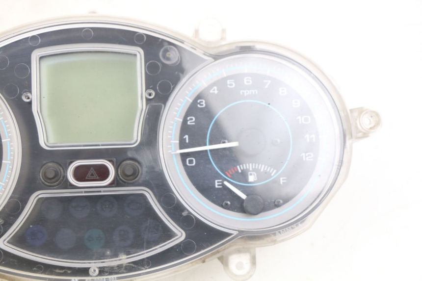 photo de TACHOMETER PIAGGIO XEVO - X EVO 125 (2007 - 2017) - Kennzeichnungen und Originalreferenzen