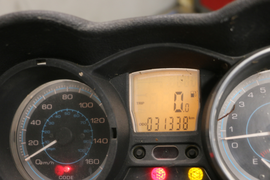 photo de TACHOMETER PIAGGIO XEVO - X EVO 125 (2007 - 2017) - Zoom auf Gebrauchszustand