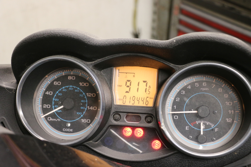 photo de TACHOMETER PIAGGIO XEVO - X EVO 125 (2007 - 2017) - Zoom auf Gebrauchszustand