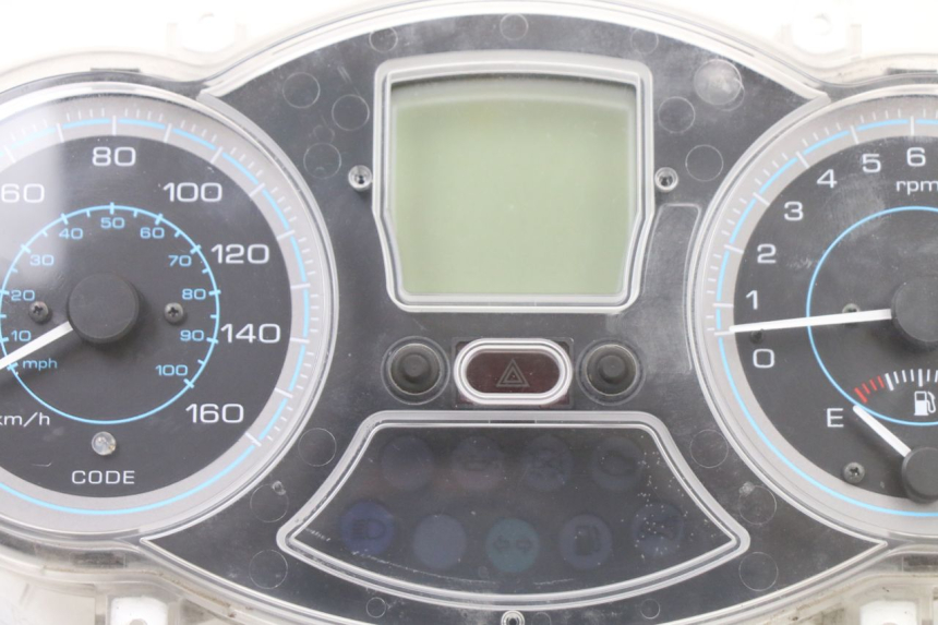 photo de TACHOMETER PIAGGIO XEVO - X EVO 125 (2007 - 2017) - Alternative Perspektive