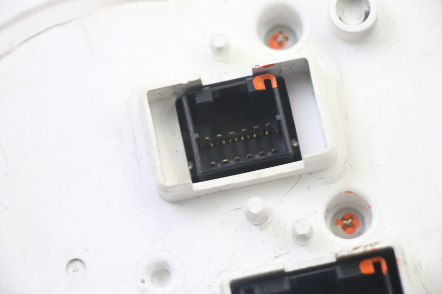 photo de TACHOMETER PIAGGIO XEVO - X EVO 125 (2007 - 2017) - Weitere Ansicht des Artikels