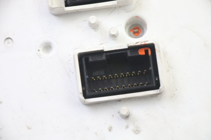 photo de TACHOMETER PIAGGIO XEVO - X EVO 125 (2007 - 2017) - Charakteristische Merkmale