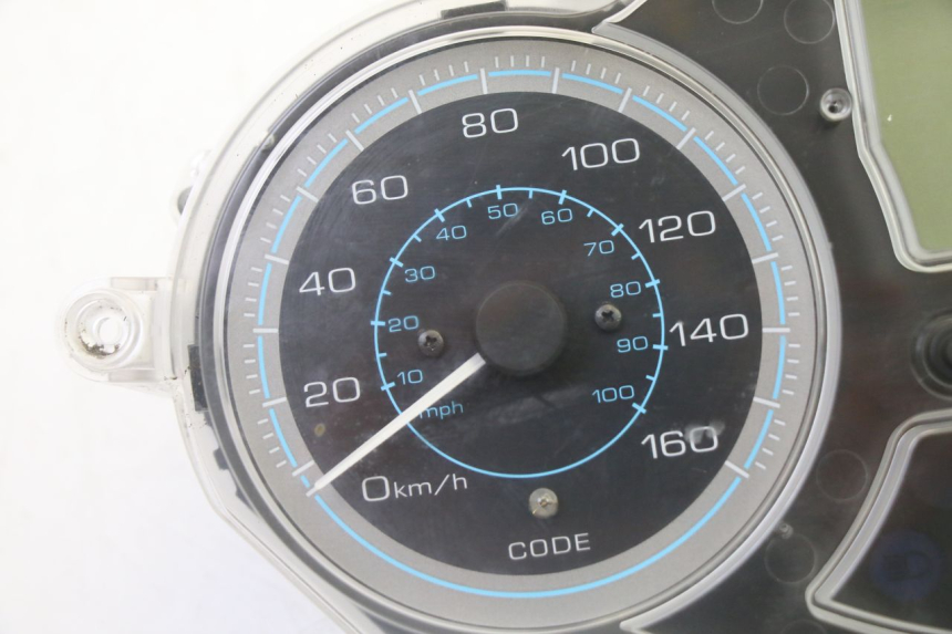 photo de TACHOMETER PIAGGIO XEVO - X EVO 125 (2007 - 2017) - Zoom auf Gebrauchszustand