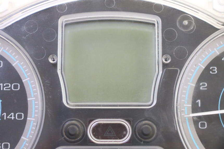 photo de TACHOMETER PIAGGIO XEVO - X EVO 125 (2007 - 2017) - Technische Nahaufnahme