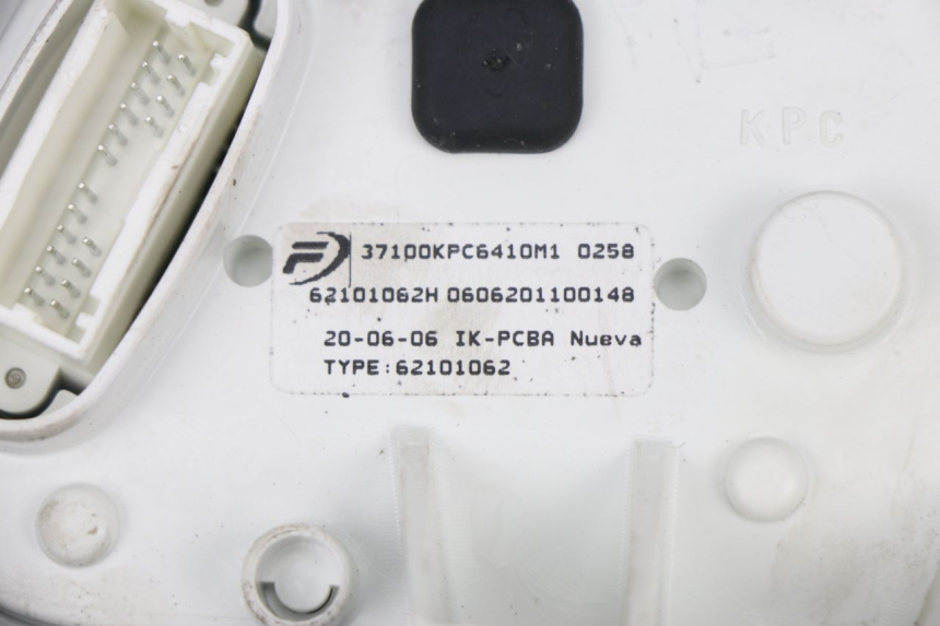 photo de TACHOMETER  HONDA XLV VARADERO 125 (2000 - 2006) - Details der Befestigungspunkte